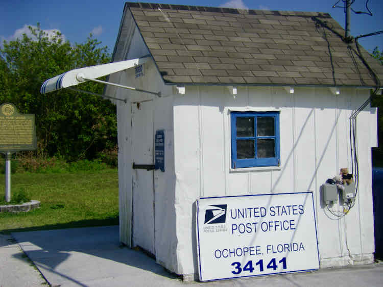 USA's smallest post office in Ochopee Florida